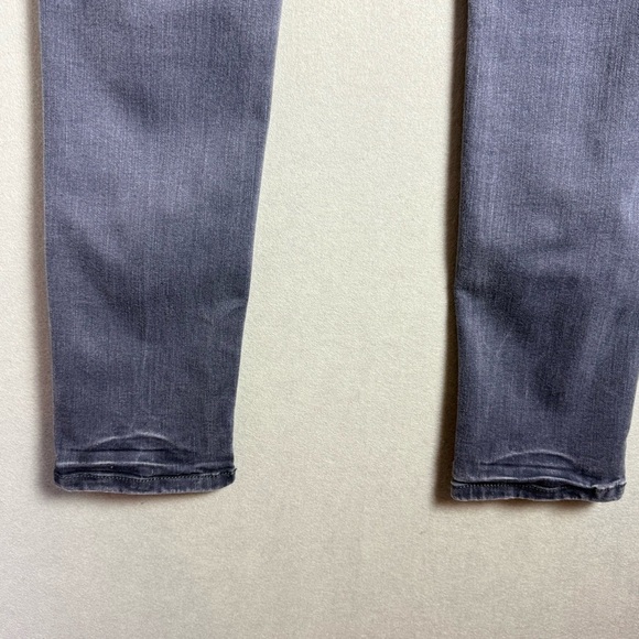 Cabi Women’s Slim Boyfriend Mid-Rise Gray Jeans size 4 Style#3191 - Picture 6 of 13